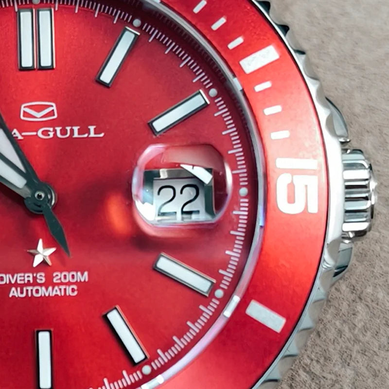 Ocean Series 1523 – 44mm Automatic Diver’s Watch
