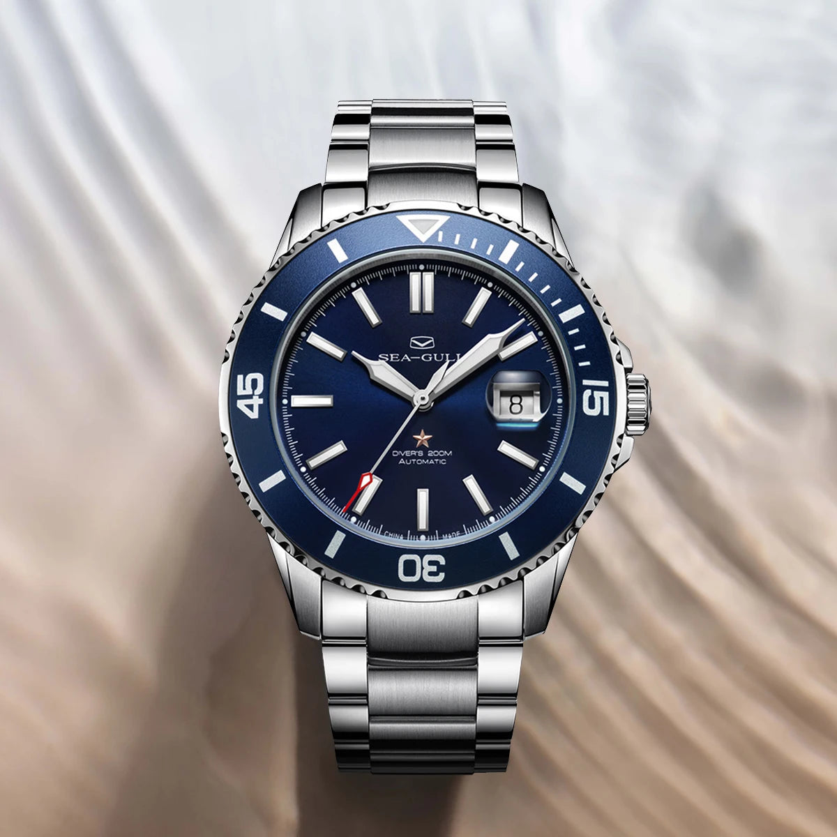 Ocean Series 1523 – 44mm Automatic Diver’s Watch